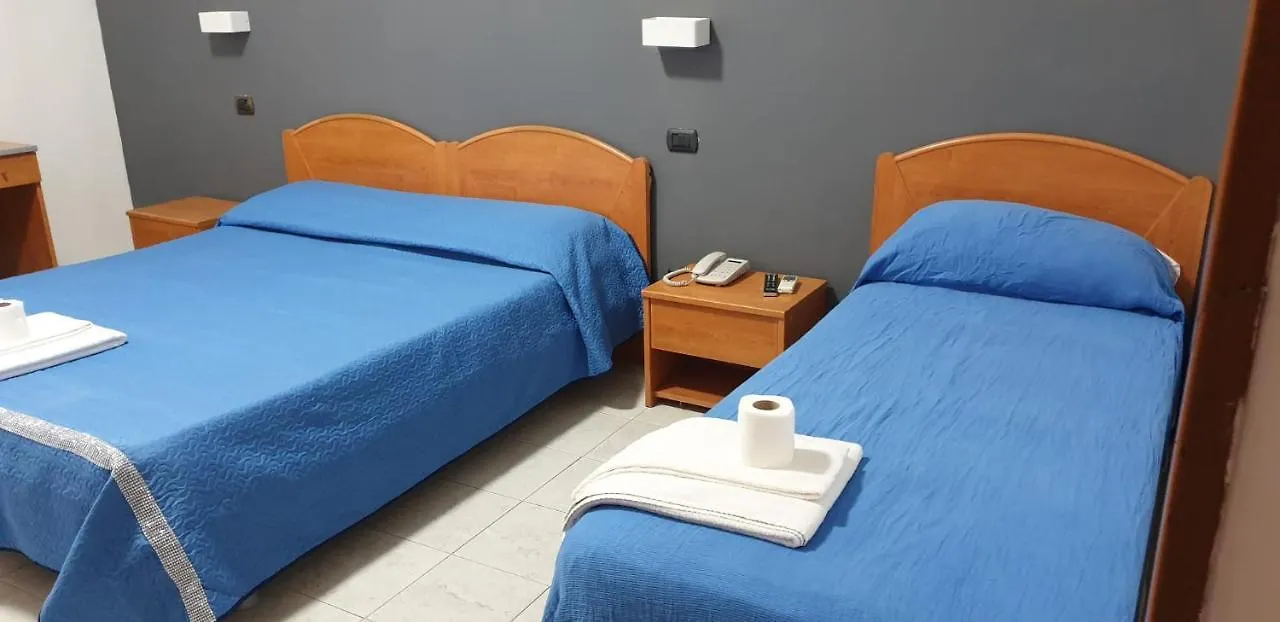 Hotel Milano Naples 2*,
