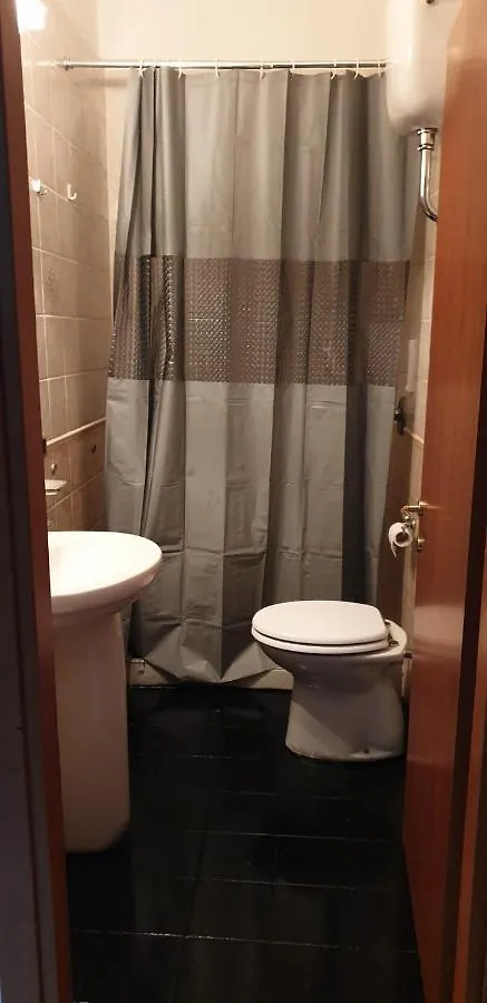 Hotel Milano Неаполь